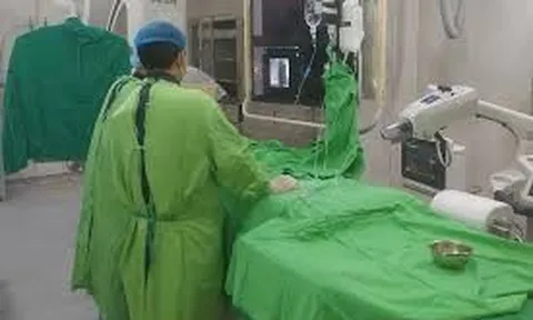 Cảnh báo: Bị đột quỵ ngay khi vừa thức giấc, người nhà cần đặc biệt chú ý thời gian "vàng" để cứu sống bệnh nhân