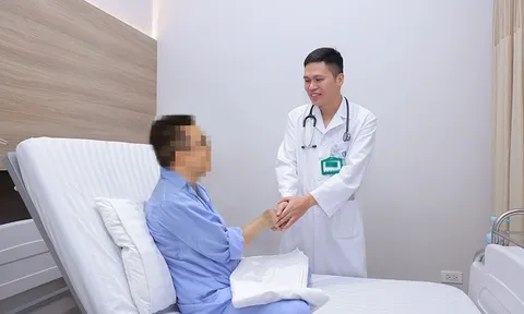 Cực kỳ hiếm gặp: Người đàn ông mắc 3 loại ung thư cùng lúc, điều gì đã đem bệnh nhân này "từ cõi chết trở về"?