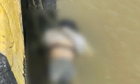 Xôn xao: Cô gái 25 tuổi chết bí ẩn trên sông Sài Gòn, vẫn chưa rõ nguyên nhân