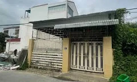 Vụ giải cứu nghẹt thở: Tự nhốt mình cùng 3 bình gas mở van, người đàn ông khiến cả khu dân cư rơi vào nguy hiểm