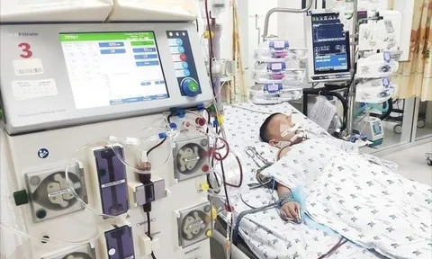 Ấn Độ: 6 trẻ em tử vong vì suy thận: 2 loại siro trị ho chứa chất cực độc bị cấm sử dụng