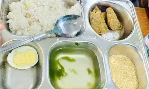 Suất ăn học sinh gây sốc chỉ có 1 quả trứng, vài lát chả: Hiệu trưởng thừa nhận chưa đạt yêu cầu, đơn vị cung cấp thực phẩm nói gì?