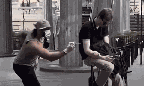 Quay clip câu view, trò đùa bệnh hoạn khiến TikToker phải trả giá bằng án tù