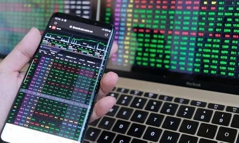 Lăng kính chứng khoán 10/3: Áp lực rung lắc phiên cuối tuần