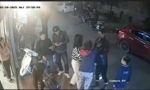 Người phụ nữ ở Hà Nội bị hành hung vì nhắc "dắt chó ra đường phải đeo rọ mõm": Nạn nhân bị gãy mũi