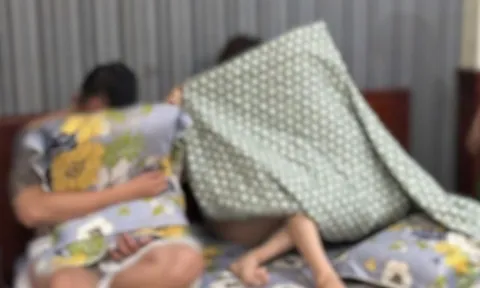 Bắt quả tang thanh niên 21 tuổi và người phụ nữ 40 tuổi mua bán dâm giá "bèo"