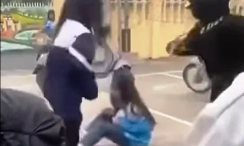 Vụ clip nữ sinh cấp 2 bị "đàn chị" đánh hội đồng ở Ninh Bình: Công an vào cuộc