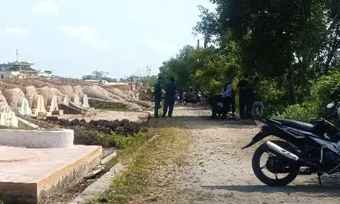 Rùng mình phát hiện thi thể nam giới trong nghĩa địa: Hiện trường có gì kỳ lạ?