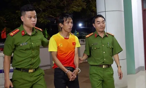 Lật tẩy tội ác kinh hoàng của gã "cha dượng" đối với bé trai 5 tuổi ở An Giang