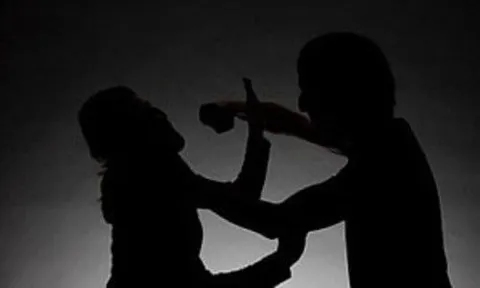 Sát hại vợ vì ghen, huấn luyện viên thể thao lĩnh án 17 năm tù