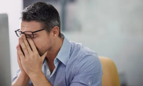 Bi kịch của người chồng tận tụy: Khi tình yêu bị phản bội bởi một màn kịch hoàn hảo