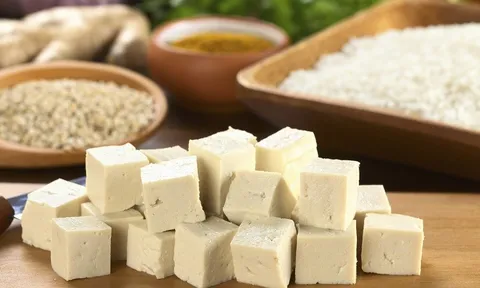 Đậu phụ: Món ngon bổ rẻ, nhưng tránh kết hợp với 4 thực phẩm này!
