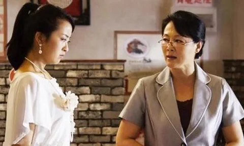 Mẹ chồng im lặng khi biết tôi ngoại tình, bà hé lộ bí mật 30 năm khiến tôi nghẹn lời