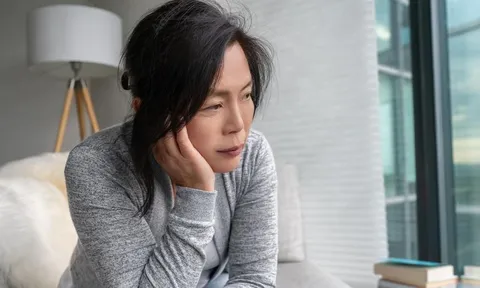 Tái hôn ở tuổi 60: Tôi tưởng tìm được bạn đời, nào ngờ hóa thành người giúp việc không công