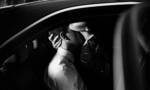 Đang “mây mưa” trên ô tô, nam thanh niên đột tử: Người tình sốc hoảng, lấy điện thoại rồi bỏ chạy