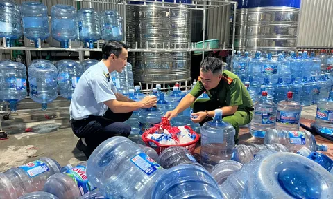 Khởi tố 4 đối tượng làm giả nước Lavie