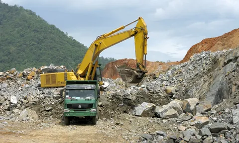 Khoáng sản Dương Hiếu (DHM) "trúng đậm", 2 thành viên HĐQT xin từ nhiệm