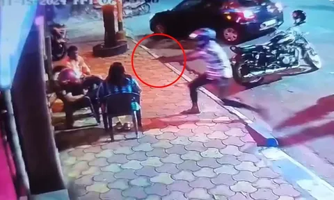 Video: Bị ám sát hụt, một lãnh đạo Đảng Trinamool may mắn thoát chết, vùng dậy đuổi theo tên sát thủ