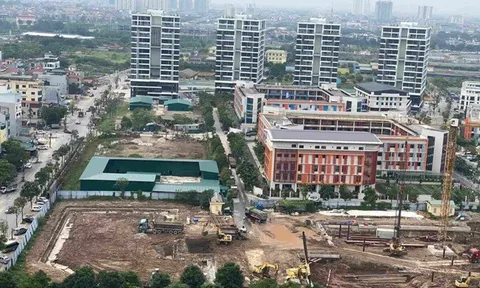 Dự án chung cư “đất vàng” Hà Nội bất ngờ bị sụp móng, chủ đầu tư là ai?