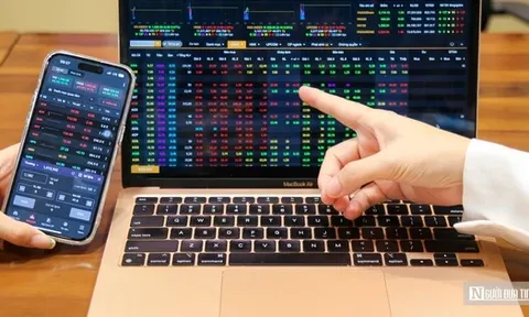 Đón loạt thông tin tích cực, chứng khoán hướng đến vùng 1.300 điểm