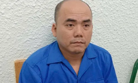 Bắt khẩn cấp tài xế xe khách tự tông dải phân cách làm 3 người tử vong ở Phú Yên