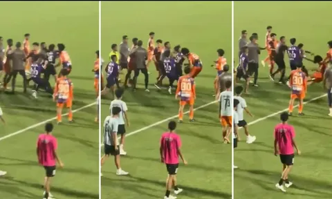 Clip: Cầu thủ U-21 tung cú đấm "búa tạ" khiến đối thủ đổ gục xuống sân