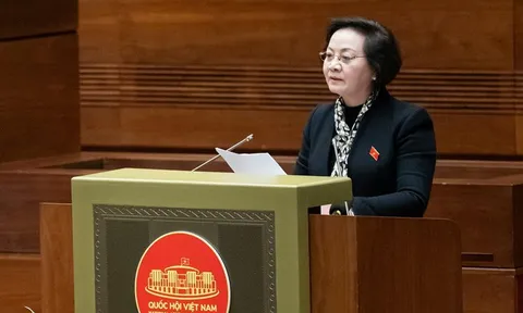 Đẩy mạnh phân quyền, phân cấp, tạo sự chủ động cho chính quyền địa phương