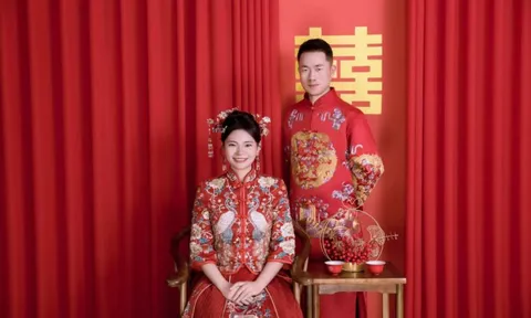 Tình yêu kỳ lạ: Lái ô tô tông vào cô gái, người đàn ông lấy luôn cô làm vợ