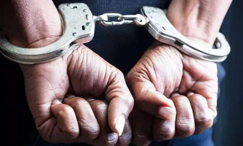 Cô gái 13 tuổi bị tra tấn đến chết chỉ vì món đồ ăn vặt