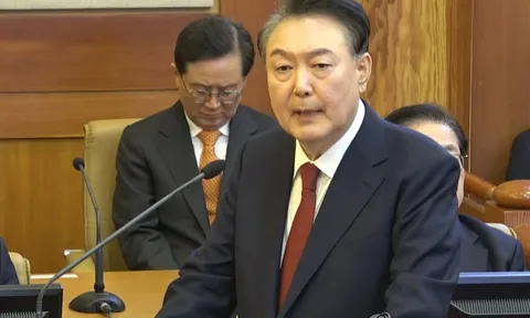 Tổng thống Yoon Suk-yeol xin lỗi người dân Hàn Quốc, cam kết 1 điều
