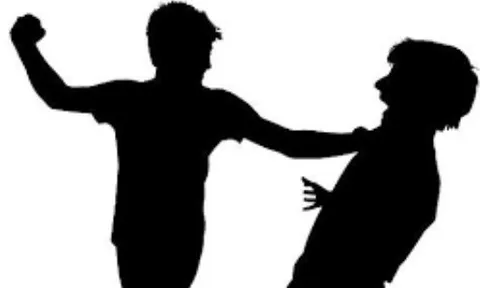 "Kích động" học sinh đánh bạn cùng lớp, 1 giáo viên bị bắt