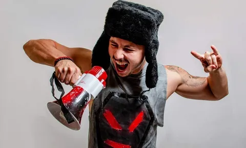 Khổ sở vì bị hàng xóm "hành hạ" ngày đêm, ai cũng bức xúc với nguyên nhân đằng sau