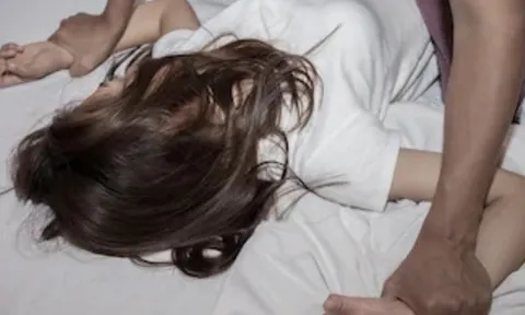 Gã đàn ông giở trò đồi bại với chị dâu: Tội ác trần trụi núp bóng nghi lễ đổi vận cho cả gia đình