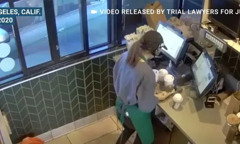 Bị nhân viên Starbucks làm đổ trà nóng lên đùi, người đàn ông được đền bù tới 50 triệu USD