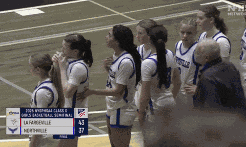 Clip: Giật tóc nữ cầu thủ, HLV bóng rổ 81 tuổi bị sa thải, đối mặt với án phạt nặng