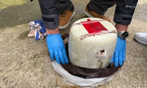 Hành động điên rồ của gã bạn trai cũ sau chia tay: "Cô sẽ không bao giờ gặp lại cha nữa"