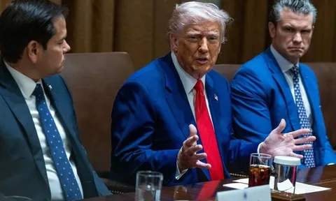 Chính quyền ông Trump mở hai cuộc điều tra thương mại lớn, nhắm vào chip và dược phẩm