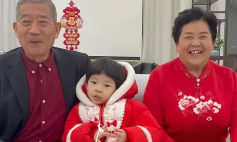 "Món quà của Thượng đế": Cặp vợ chồng già kiên trì nuôi dạy cô con gái nhỏ giữa cuộc "chạy đua với thời gian"