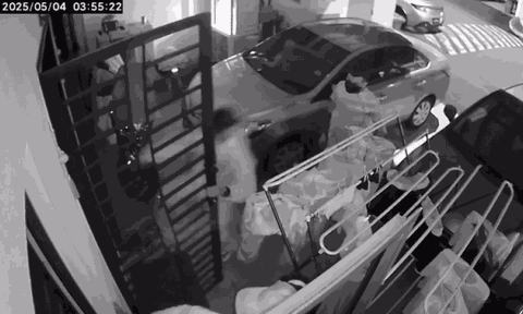 Clip: 5 kẻ giả danh cảnh sát cướp tiền, vàng, cả gia đình mất trắng sau 1 đêm