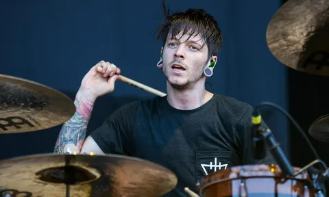 Hai gương mặt quen thuộc của làng nhạc rock thiệt mạng trong vụ rơi máy bay thảm khốc