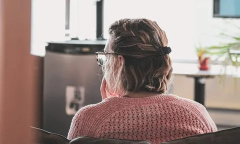 Nữ bác sĩ làm việc 20 năm bằng giấy tờ... giả, "bòn rút" hơn 37 tỷ đồng từ hệ thống y tế