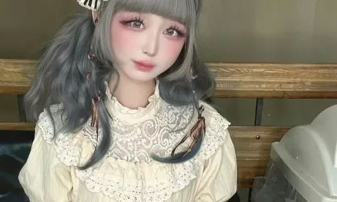 Bí mật phía sau chiếc váy ren và giọng hát dịu dàng của “thiên thần Lolita” đáng yêu nhất Nhật Bản