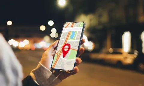 Xin nghỉ phép, nữ nhân viên hoảng loạn vì bị sếp kiểm soát quá đà, ép chia sẻ vị trí từng phút