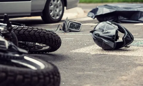 Xót xa kỹ thuật viên 26 tuổi tử vong do va chạm với xe tải sau khi tan ca đêm về: Tiết lộ chi tiết bất thường từ đồng nghiệp đi cùng