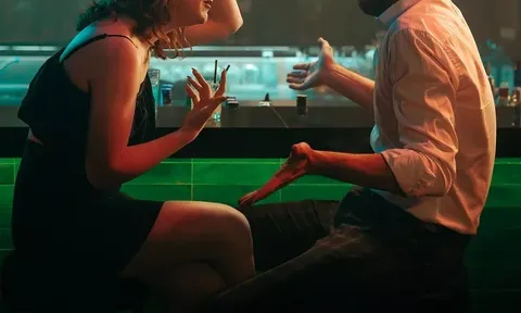 Cô gái nghỉ việc vì... “năng lượng xấu", trách bạn trai vô tâm không lo tiền thuê nhà: Câu trả lời phũ phàng khiến dân mạng gật gù