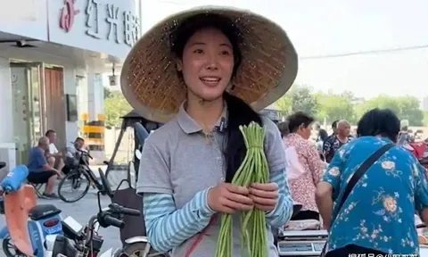 Tiếng rao “đậu phụ đây” của người phụ nữ và câu chuyện phía sau khiến hàng triệu người bật khóc