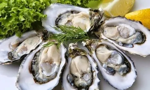 Không chỉ có hàu, đây là 10 món ăn “quen mặt” giúp quý ông sung sức hơn mỗi ngày