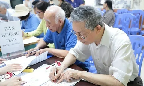Từ 1/7, những ai sẽ bị tạm dừng hoặc chấm dứt lương hưu hàng tháng?
