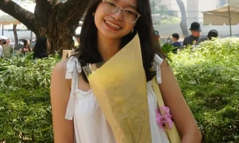 Vừa bước chân vào giảng đường đại học, cô gái 19 tuổi bị nhóm thiếu niên cướp đi mạng sống chỉ vì lý do này