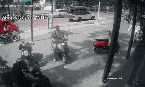 Clip: Nẹt pô, bốc đầu xe để "lấy le" với gái đẹp, nam thanh niên nhận cái kết "muối mặt"